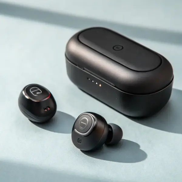 Kenji Noise-Cancelling Earbuds